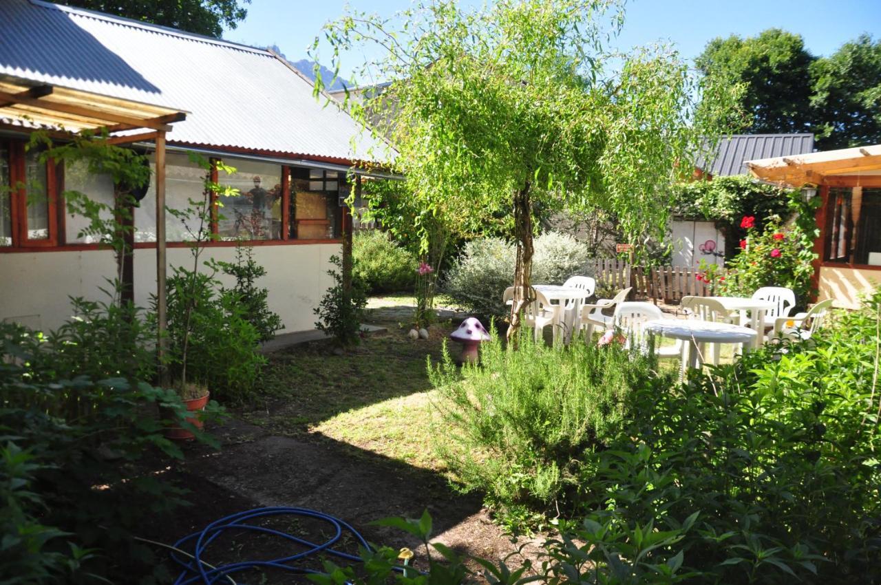 La Casa Del Arbol - Hostel El Bolsón Kültér fotó