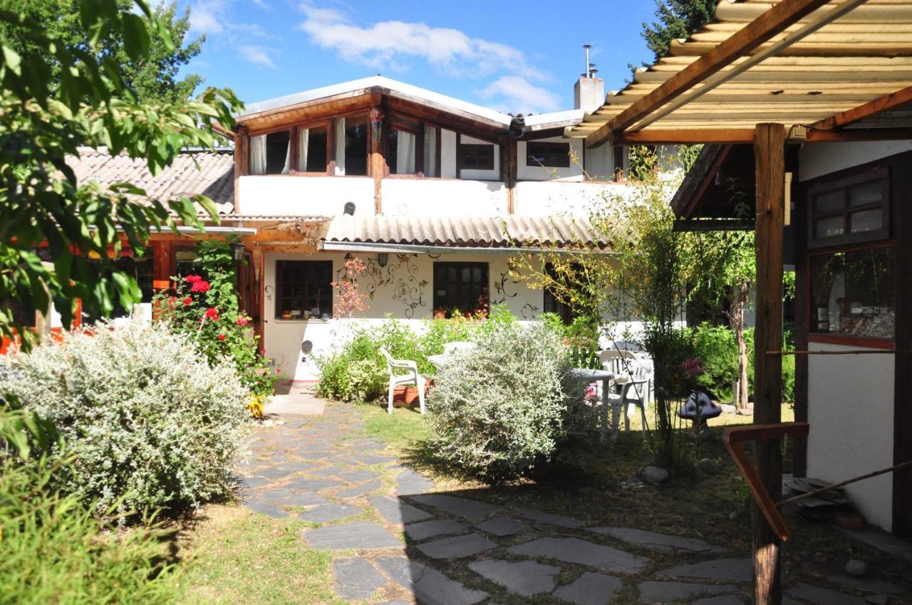 La Casa Del Arbol - Hostel El Bolsón Kültér fotó